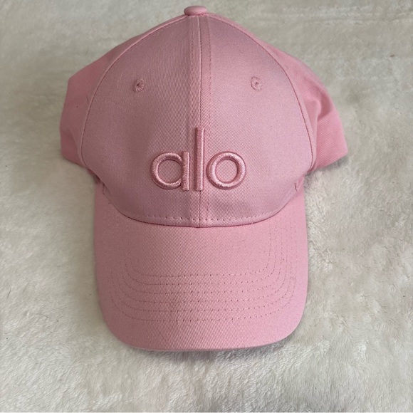 ALO Yoga Accessories - ALO Yoga Women's Pink Baseball Cap